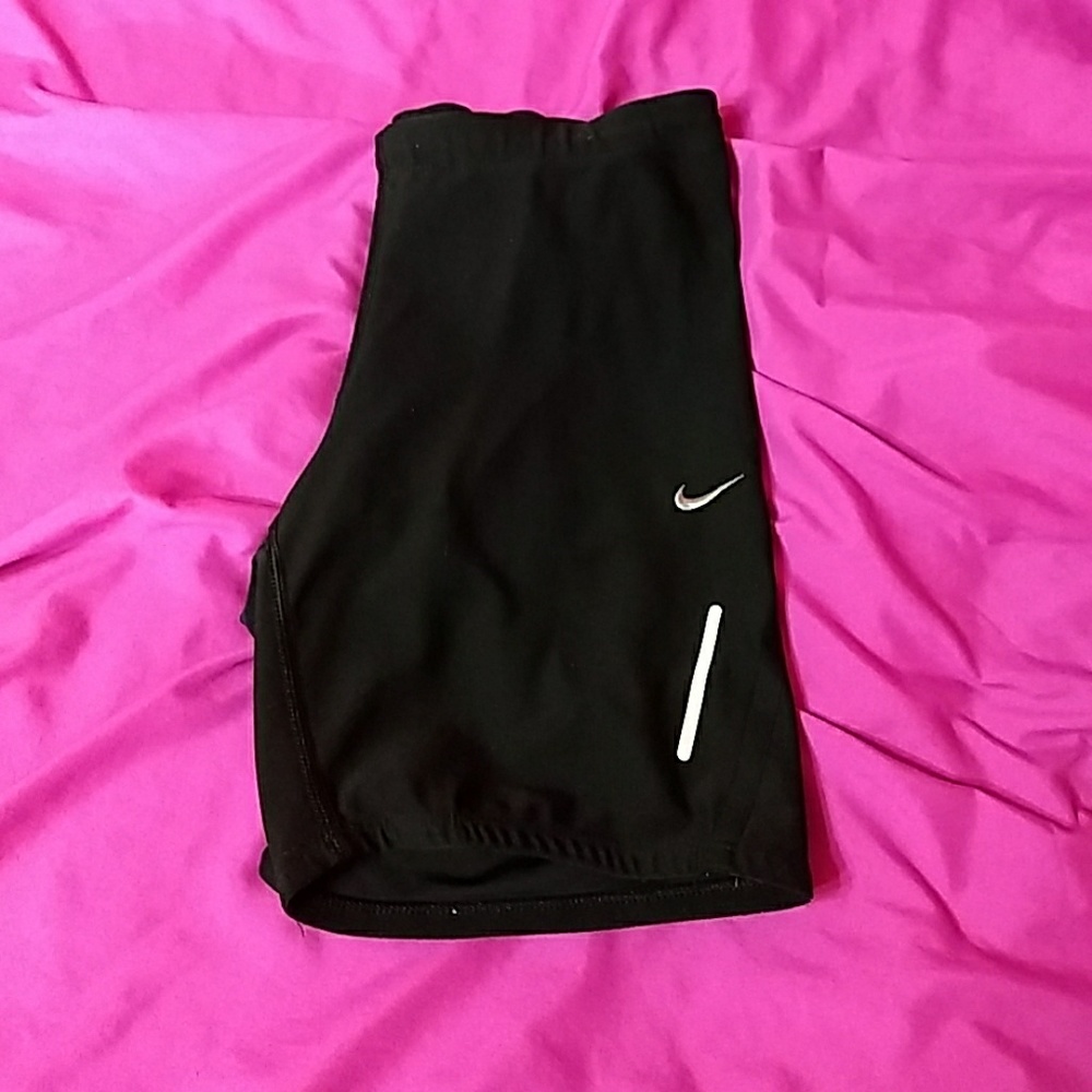 Nike Dri-FIT Fitness shorts size small womens